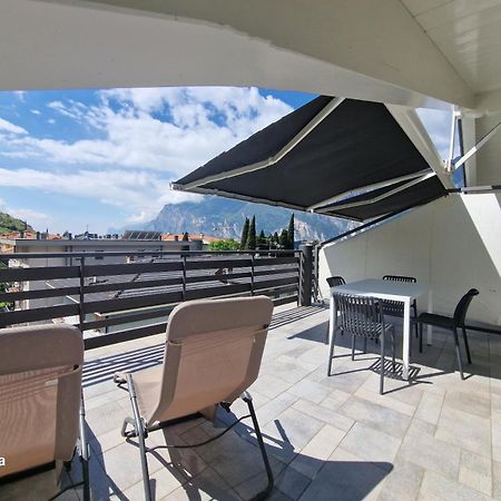 Apartamento Casa Alice Torbole Sul Garda Exterior foto