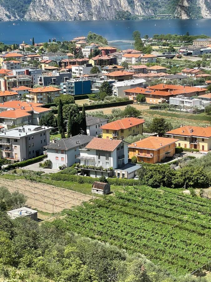 Apartamento Casa Alice Torbole Sul Garda Exterior foto