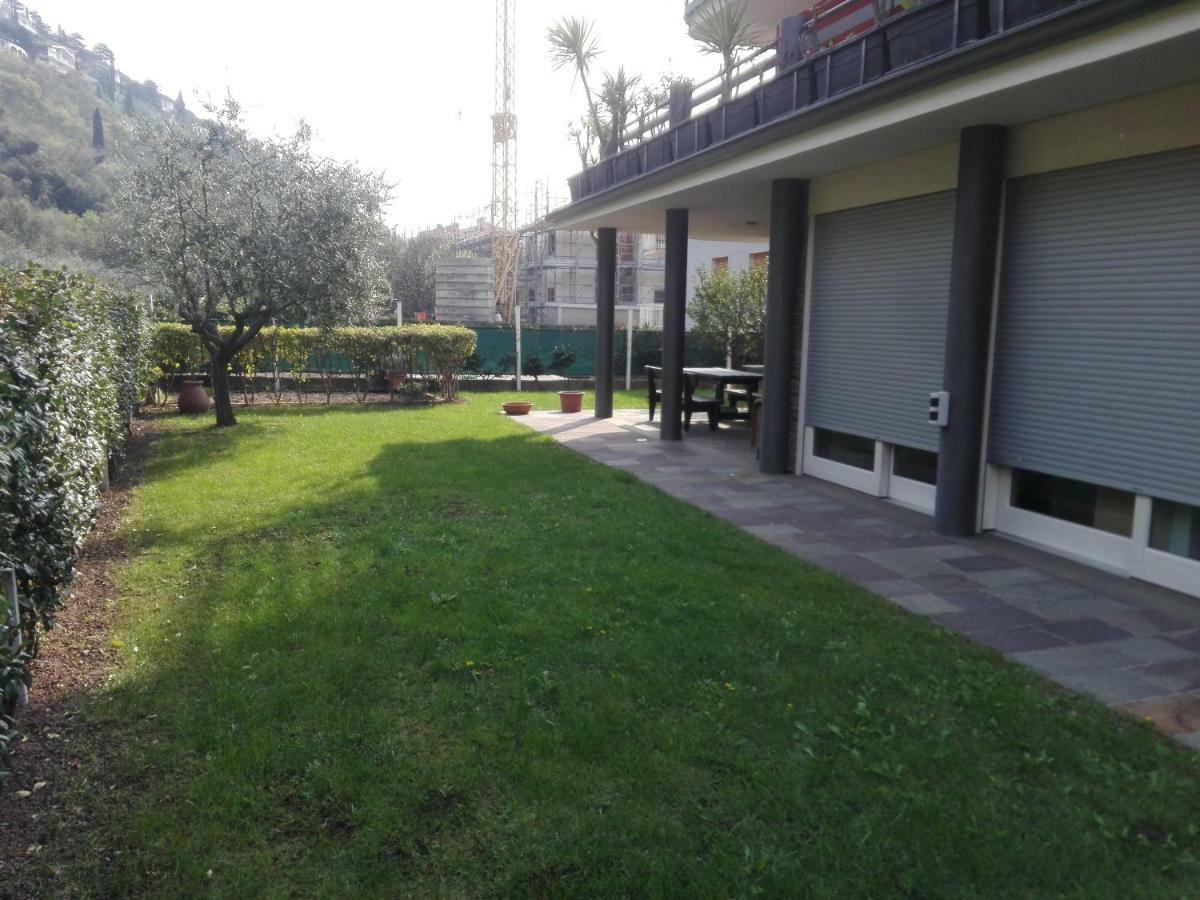 Apartamento Casa Alice Torbole Sul Garda Exterior foto