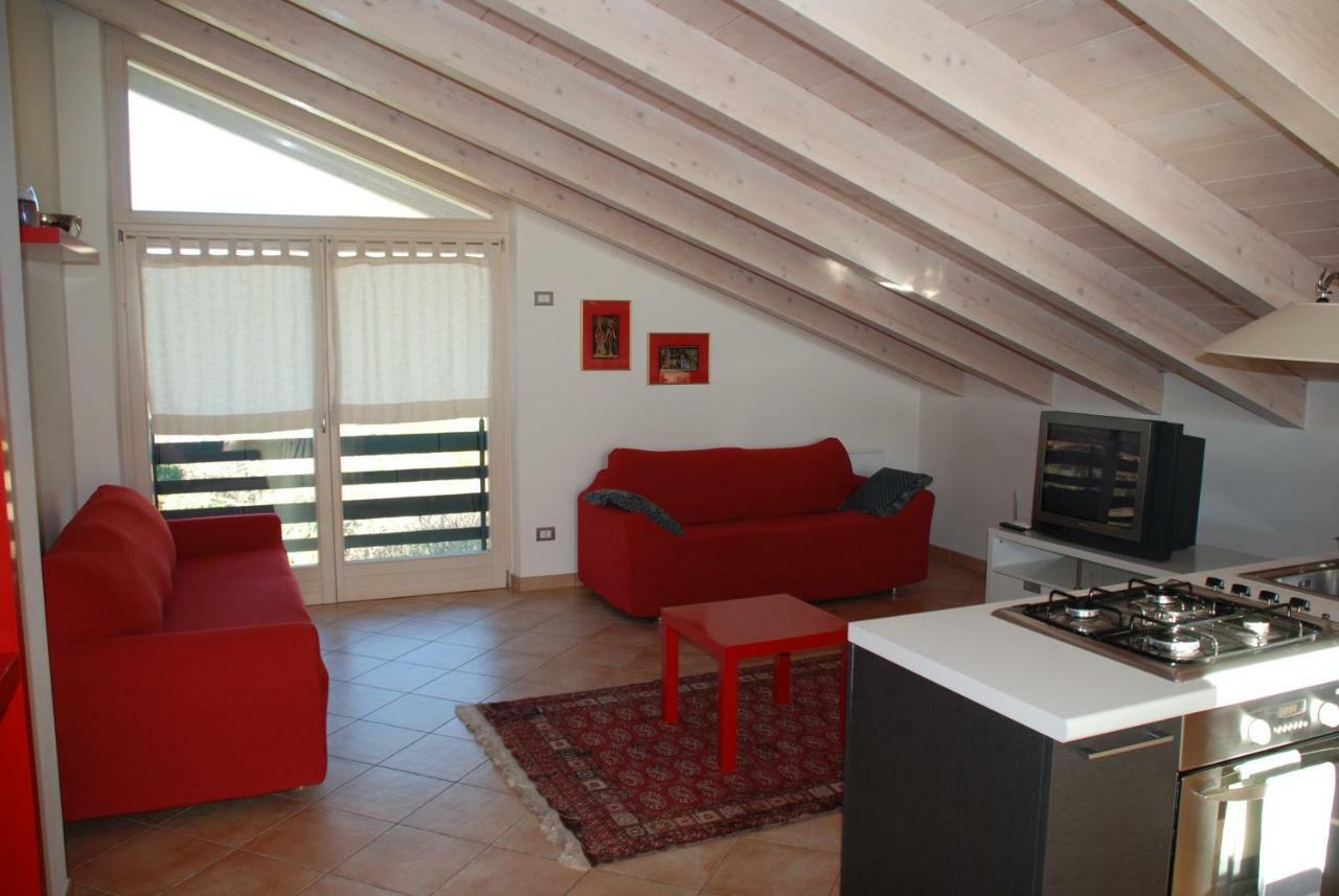 Apartamento Casa Alice Torbole Sul Garda Exterior foto